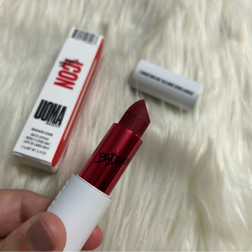 Uoma Beauty Badass lipstick 💄